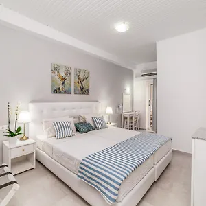 https://roxani-hotel.rethymnohotels.net